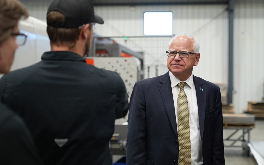 Minnesota Erupts as Walz Hit With $1B Fraud Accusation