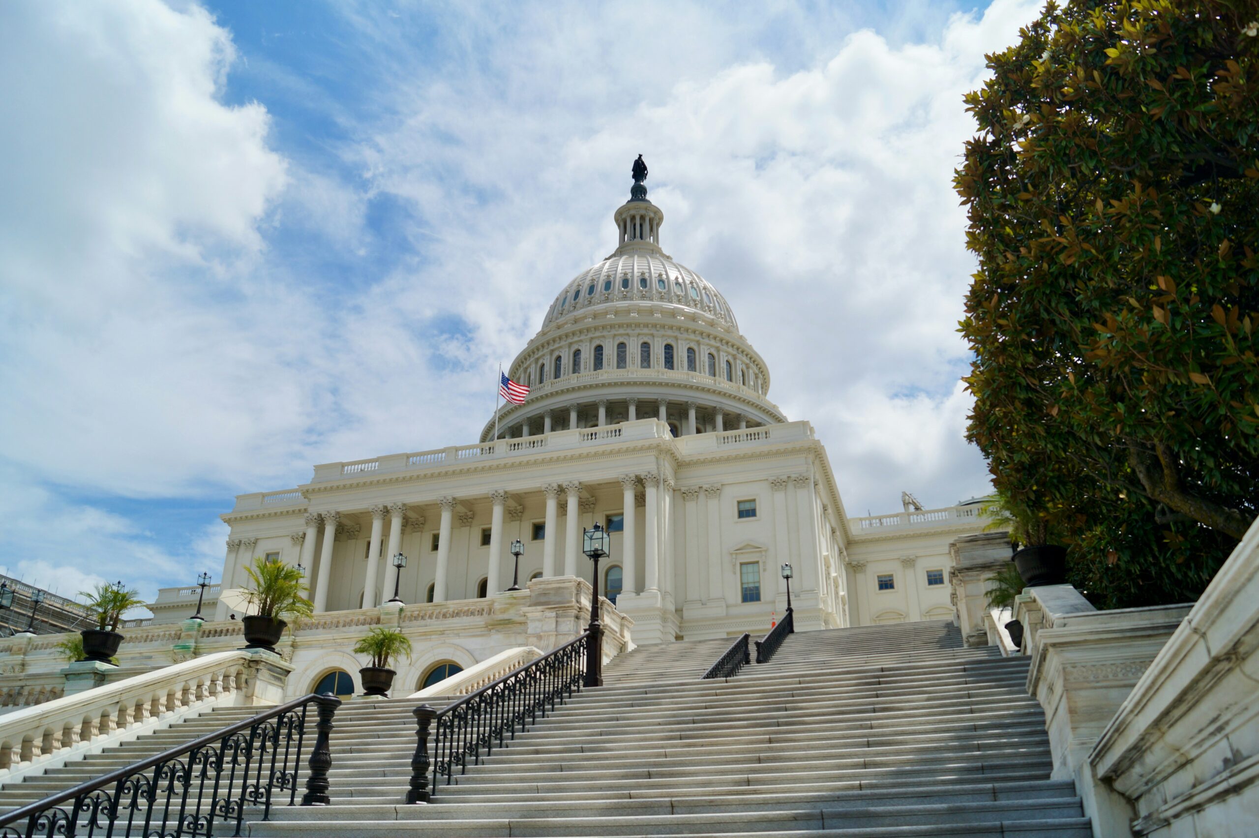 DHS Shutdown Nears as Senate Rejects Funding