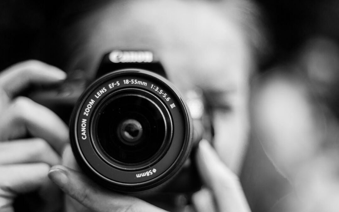 Louisville Settles $800K Case with Christian Photographer