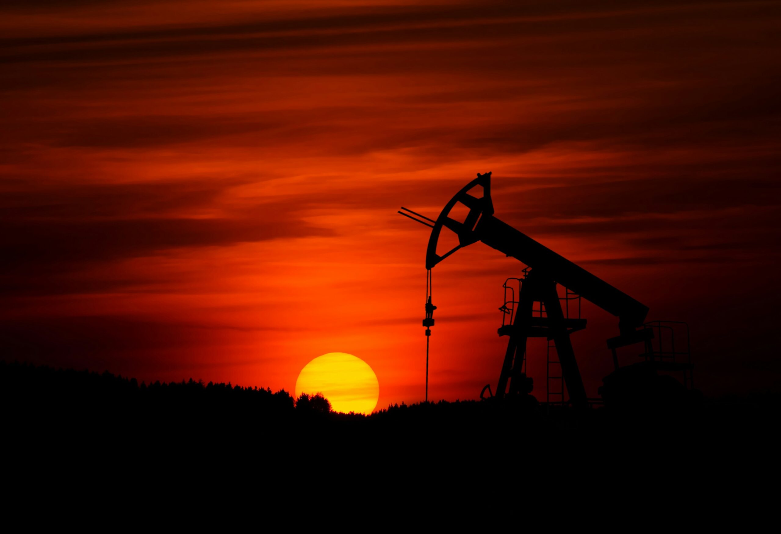 Iran Conflict Drives Global Oil Crisis